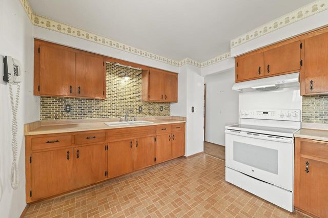 N170W20569 Parkview DRIVE, Jackson, WI 53037