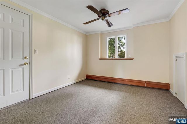 4 4th Street, Pequannock Township, NJ 07440