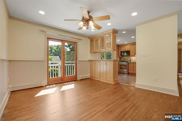 4 4th Street, Pequannock Township, NJ 07440