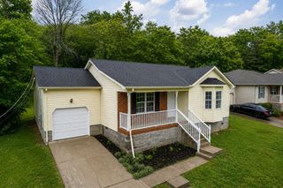 4041 Moss Rd, Antioch, TN 37013
