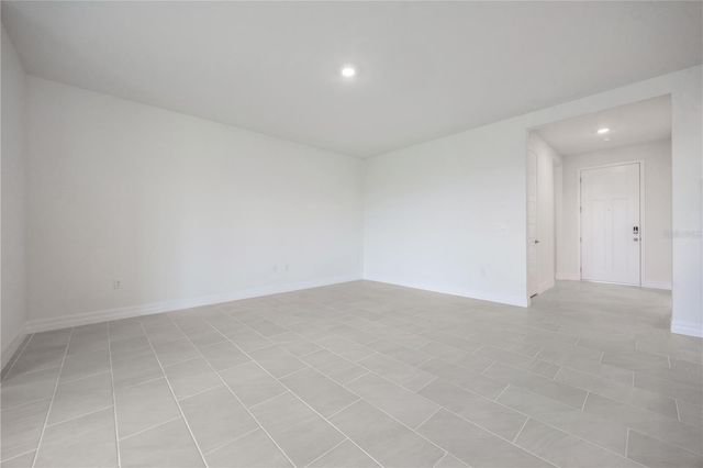 3944 KENNEBUNK LOOP, Mount Dora, FL 32757