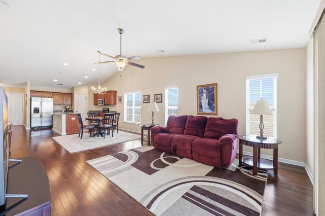 932 Tullamore Ct., Myrtle Beach, SC 29579