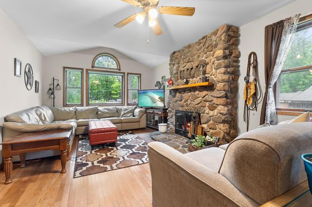 27640 Meridian Avenue, Belle Plaine, MN 56011