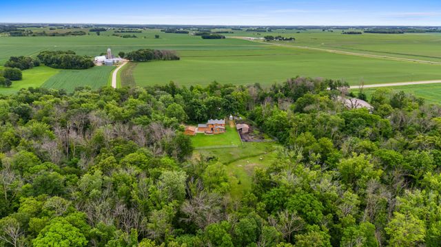 27640 Meridian Avenue, Belle Plaine, MN 56011