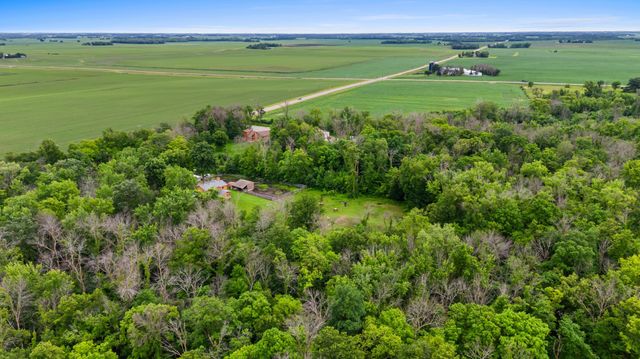 27640 Meridian Avenue, Belle Plaine, MN 56011