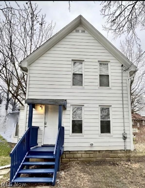 484 Spicer Street, Akron, OH 44311