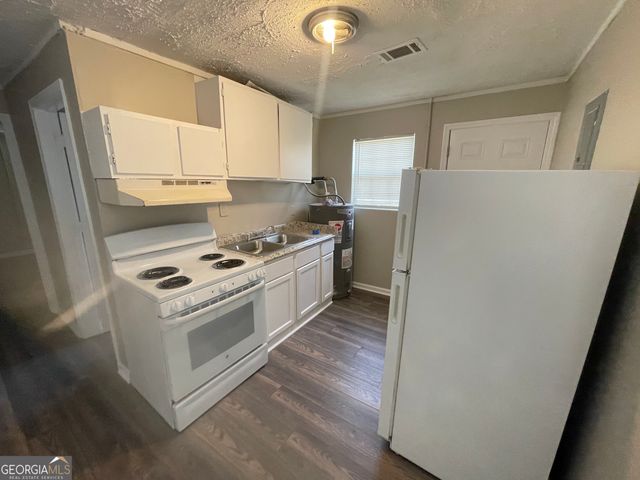 3620 Earl Street A, Macon, GA 31204