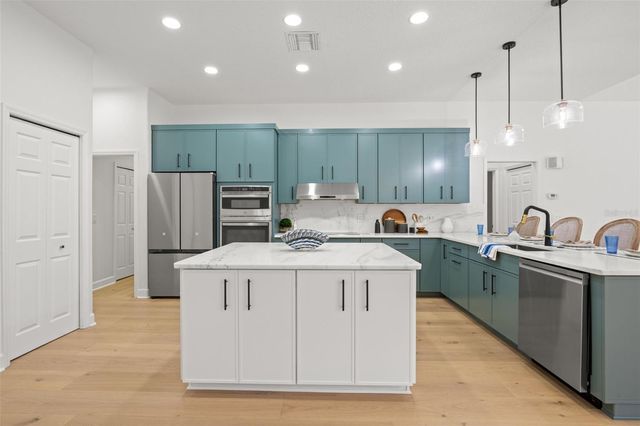 3692 JOHNATHON AVENUE, Palm Harbor, FL 34685