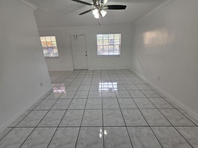 1545 Miami Road 102, Fort Lauderdale, FL 33316