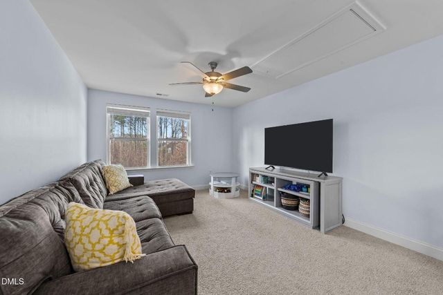 370 Mallard Loop Drive, Clayton, NC 27527