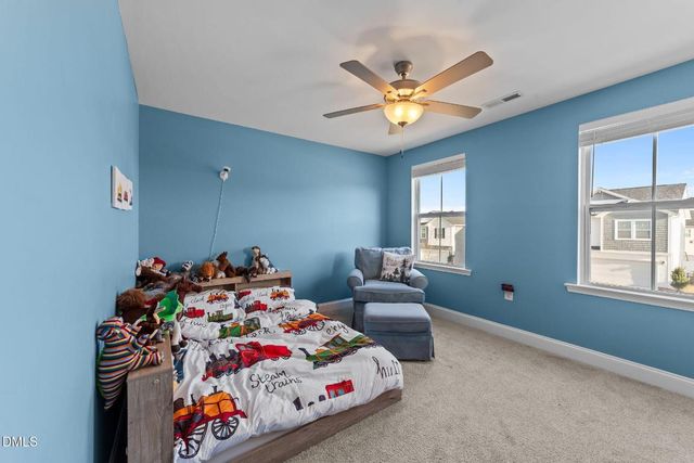 370 Mallard Loop Drive, Clayton, NC 27527