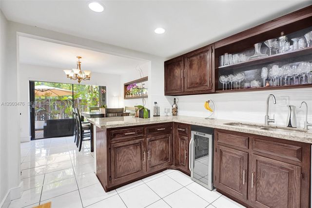 6554 SW 114th Pl H74, Miami, FL 33173