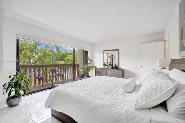 6554 SW 114th Pl H74, Miami, FL 33173