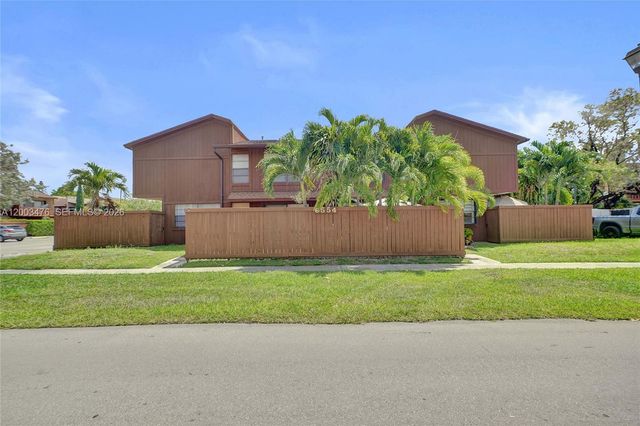 6554 SW 114th Pl H74, Miami, FL 33173