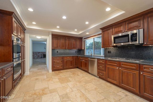 273 Gorrion Avenue, Ventura, CA 93004