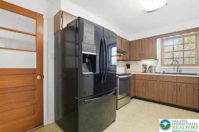 772 Mohawk Trail, Stroud Twp, PA 18360