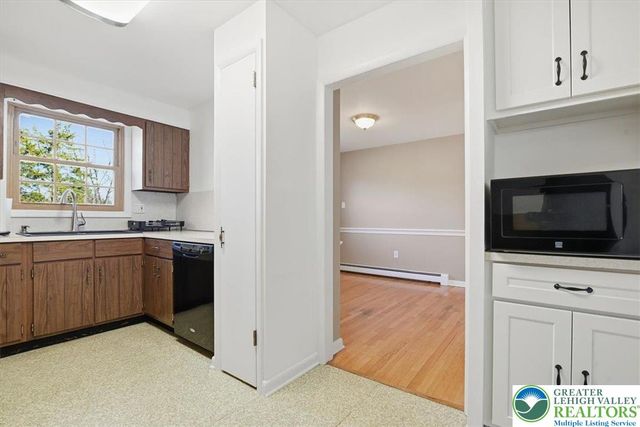 772 Mohawk Trail, Stroud Twp, PA 18360