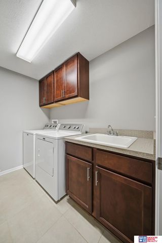 3815 Pablo Lane, Lincoln, NE 68516