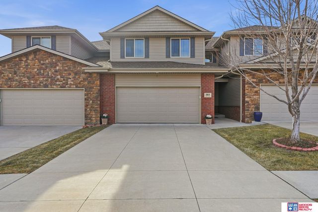 3815 Pablo Lane, Lincoln, NE 68516