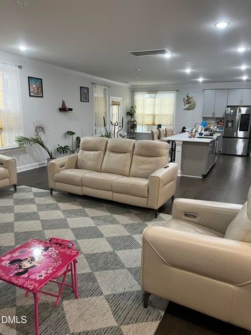 1205 Spring Wheat Court, Apex, NC 27502