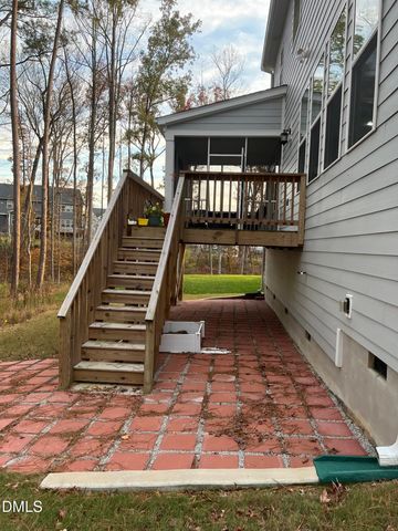 1205 Spring Wheat Court, Apex, NC 27502