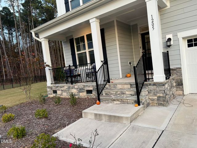 1205 Spring Wheat Court, Apex, NC 27502