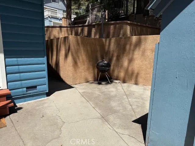 229 Oak Drive, Lake Arrowhead, CA 92352