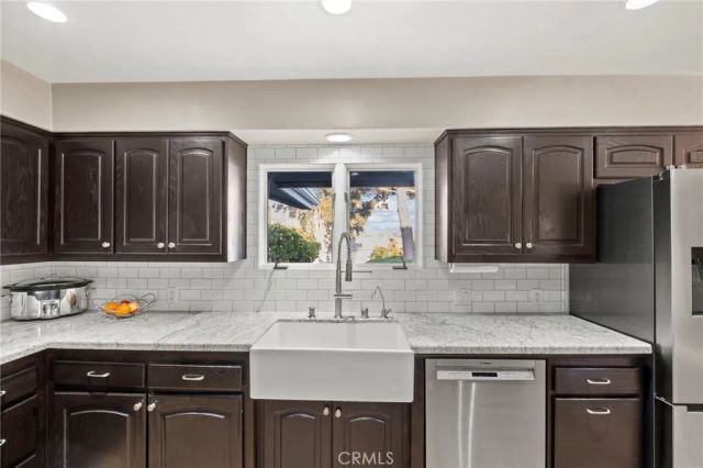 1618 Alapat Drive, Escondido, CA 92027