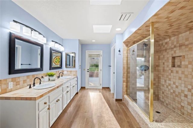 1618 Alapat Drive, Escondido, CA 92027
