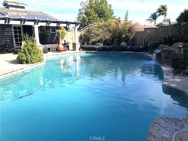 1618 Alapat Drive, Escondido, CA 92027