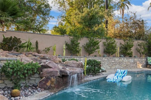 1618 Alapat Drive, Escondido, CA 92027