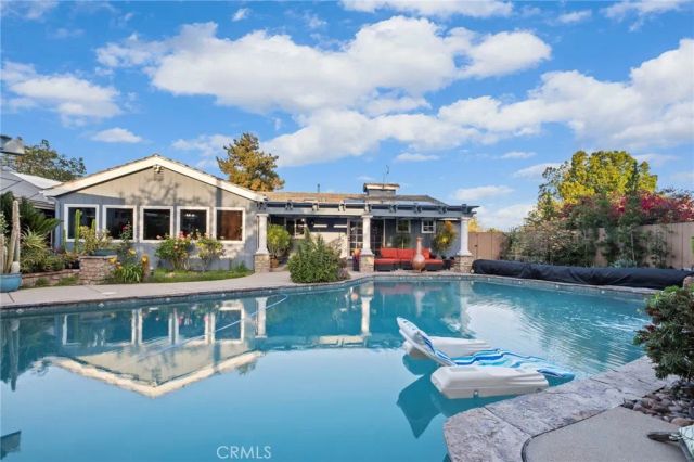 1618 Alapat Drive, Escondido, CA 92027