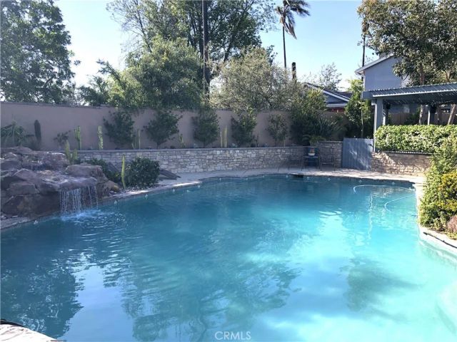 1618 Alapat Drive, Escondido, CA 92027