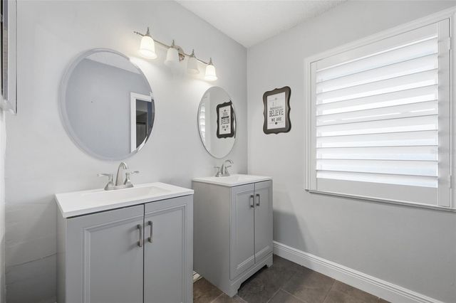 931 ARIZONA WOODS LANE, Orlando, FL 32824