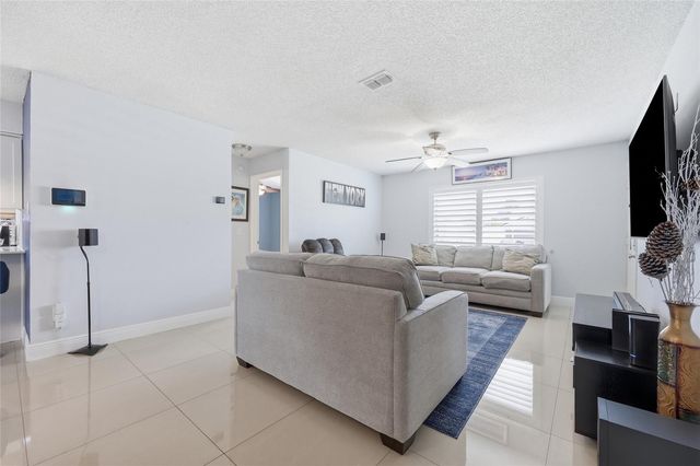 931 ARIZONA WOODS LANE, Orlando, FL 32824