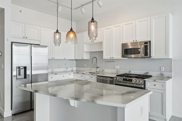 150 E ROBINSON STREET 3105, Orlando, FL 32801
