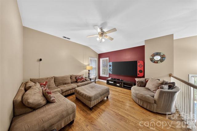 11117 Tavernay Parkway, Charlotte, NC 28262