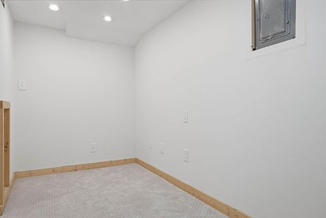 761 Nevada Avenue E, Saint Paul, MN 55106