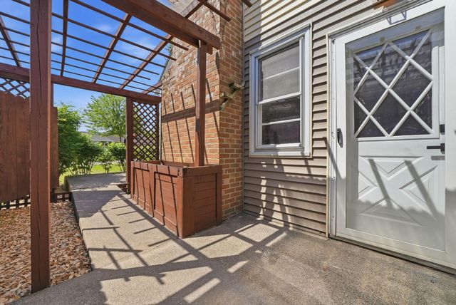 761 Nevada Avenue E, Saint Paul, MN 55106