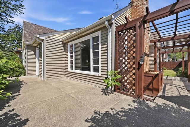 761 Nevada Avenue E, Saint Paul, MN 55106