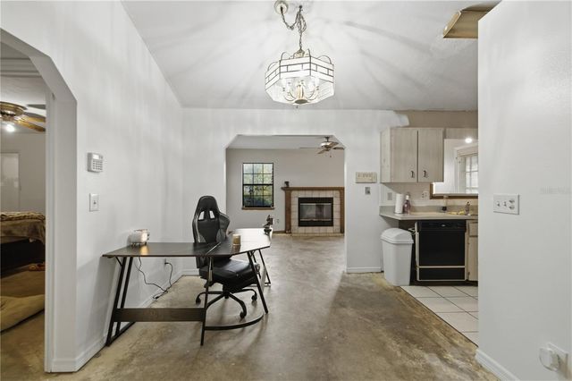 3885 NE 28TH TERRACE, Ocala, FL 34479