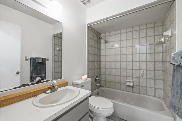 3885 NE 28TH TERRACE, Ocala, FL 34479