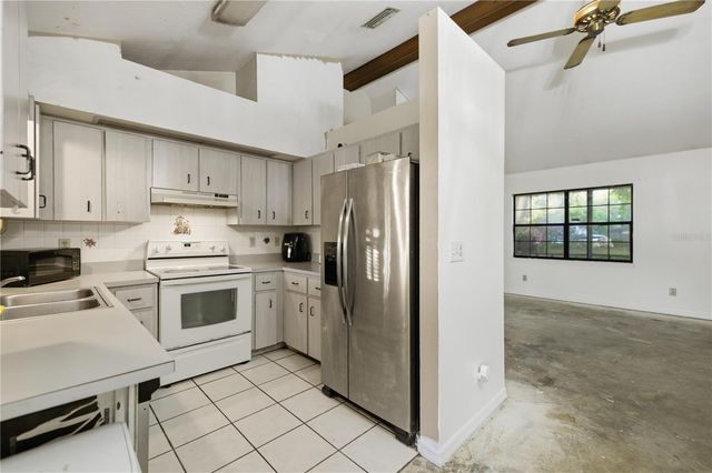 3885 NE 28TH TERRACE, Ocala, FL 34479