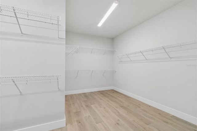 4718 W KENSINGTON AVENUE, Tampa, FL 33629