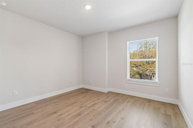 4718 W KENSINGTON AVENUE, Tampa, FL 33629