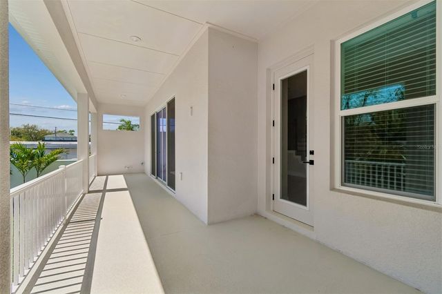 4718 W KENSINGTON AVENUE, Tampa, FL 33629