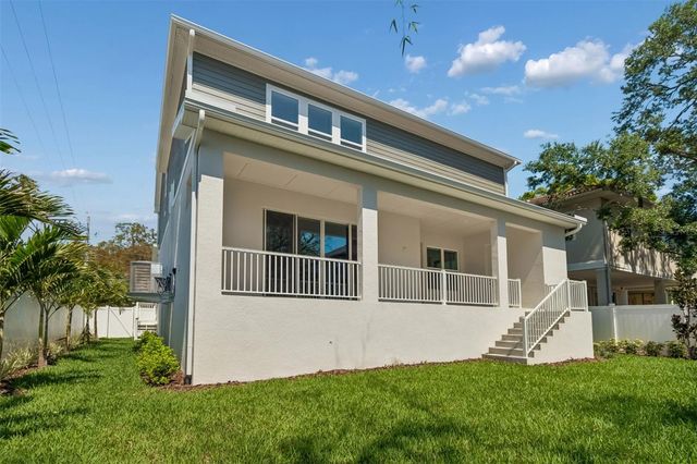 4718 W KENSINGTON AVENUE, Tampa, FL 33629