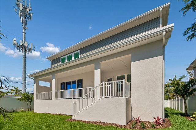 4718 W KENSINGTON AVENUE, Tampa, FL 33629