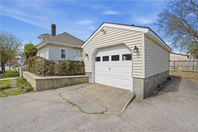 104 Fifth Street, East Providence, RI 02914