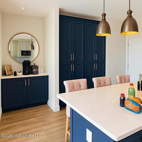 2501 Bienville Boulevard, 236, Ocean Springs, MS 39564